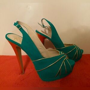Colin Stuart green suede/gold leather platform sandals